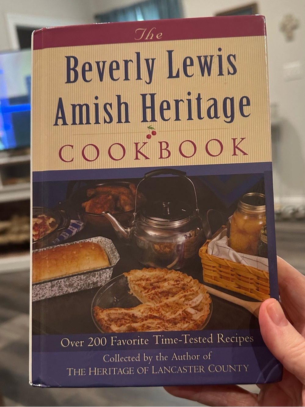 Beverly Lewis Amish Heritage Hard Cover Cook Book Over 200 Recipes
